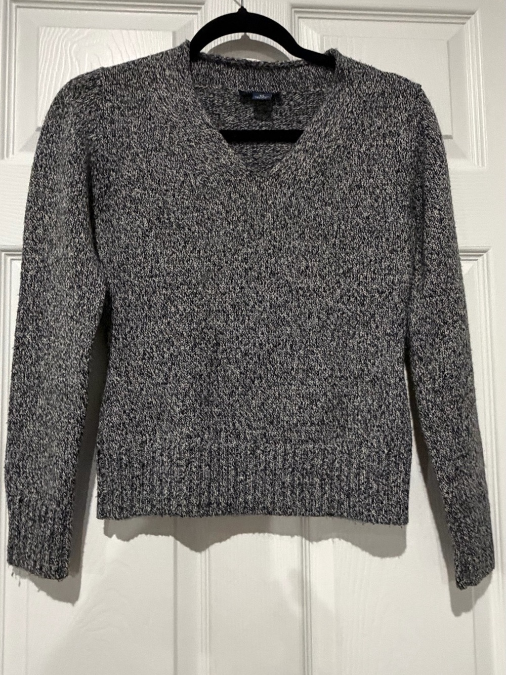 Ann Taylor Factory Gray Marled V-Neck Sweater